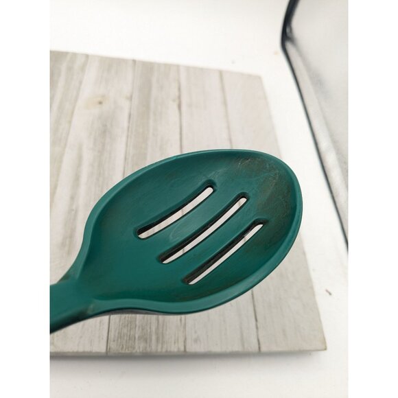 Vintage Ultratemp Slotted Serving Spoon Green Robinson - Picture 9 of 9